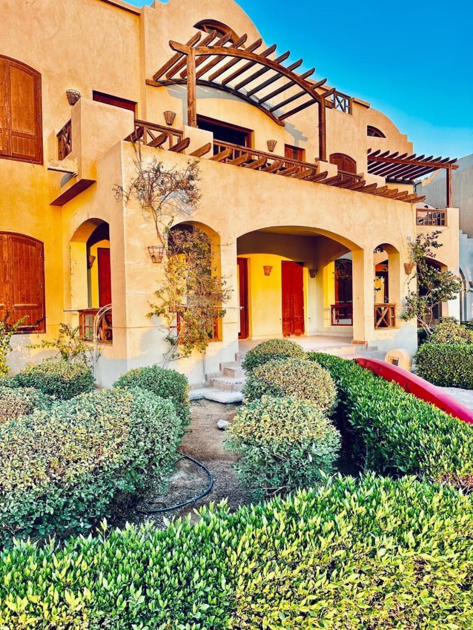 2bedroom In West Golf